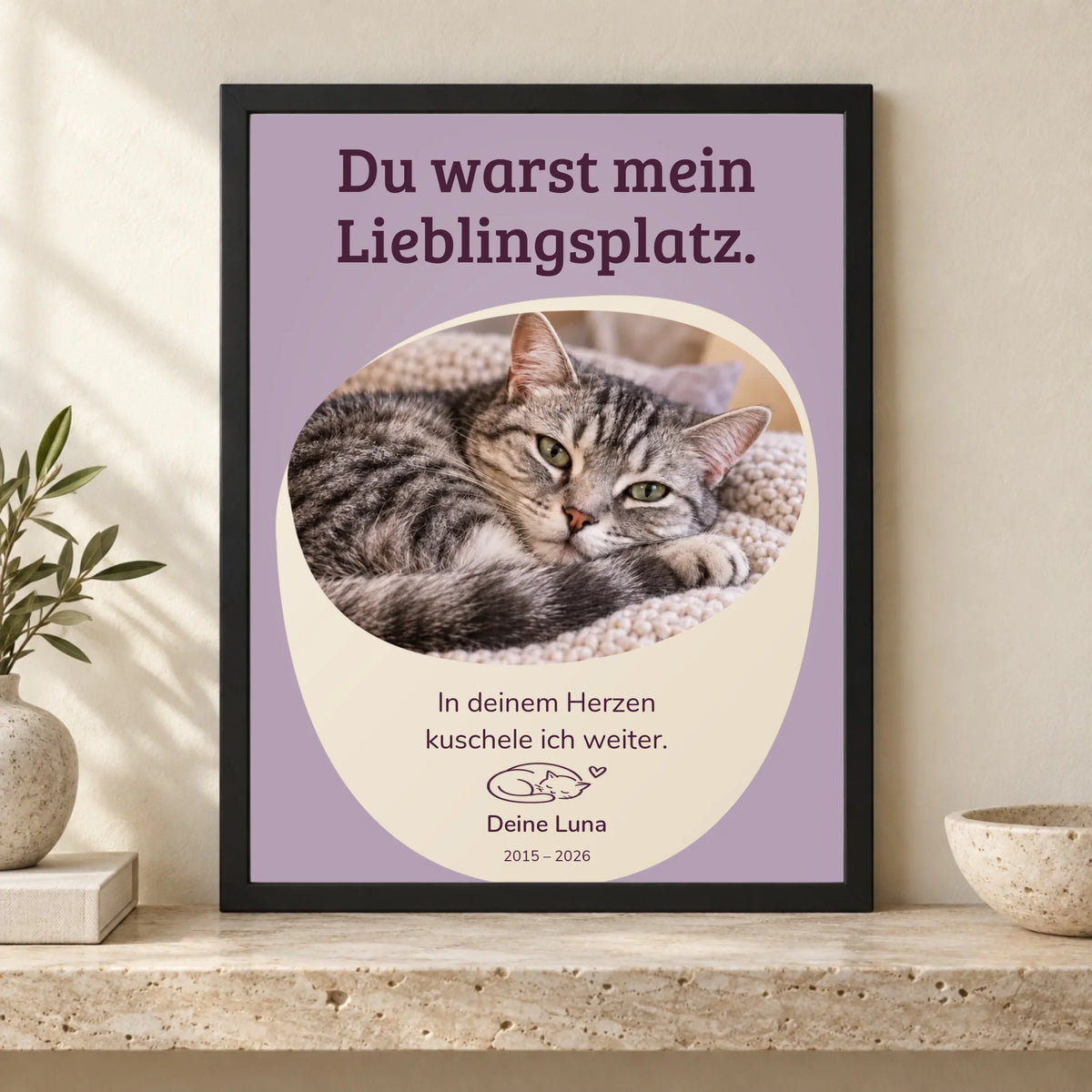 Luna – Gedenkposter im schwarzen Rahmen – 80x60 cm