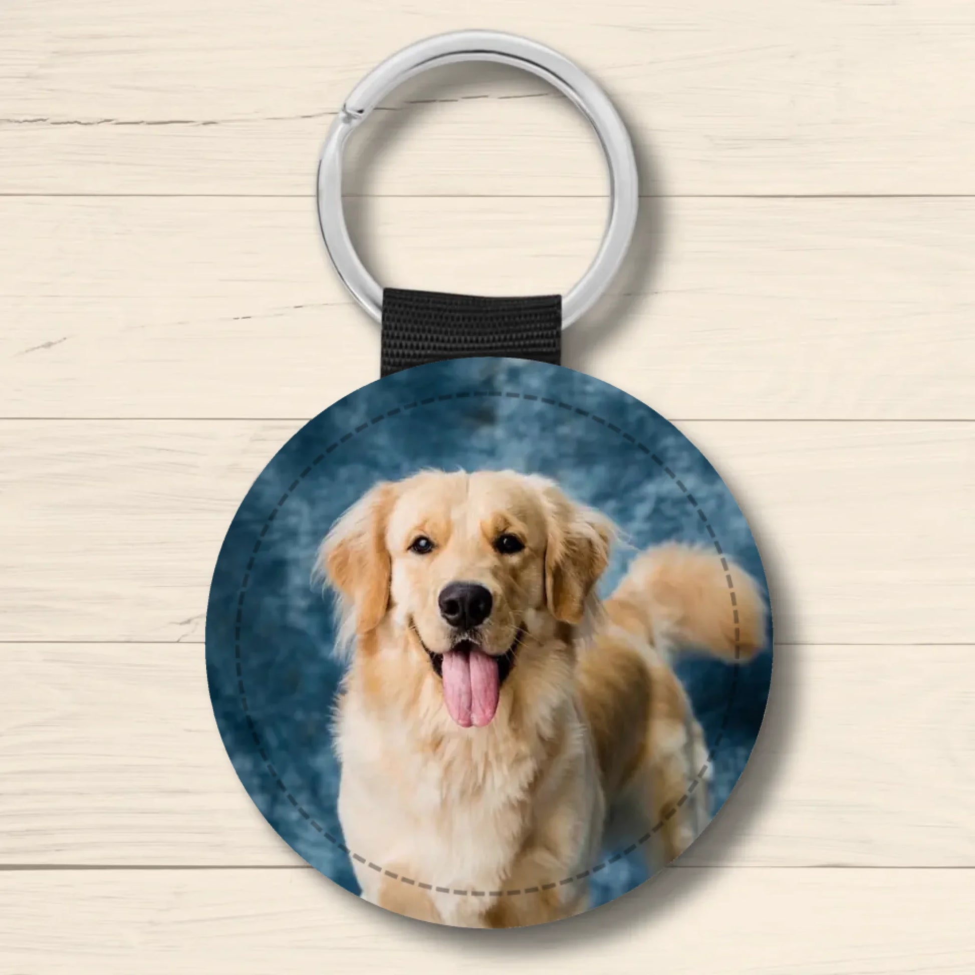 Whiteround_Freigestellt